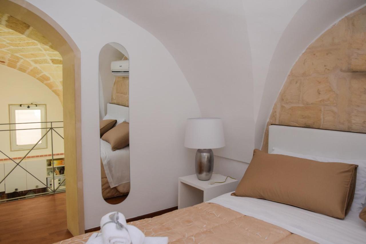 Ferrante D'Aragona Rooms Lecce Buitenkant foto