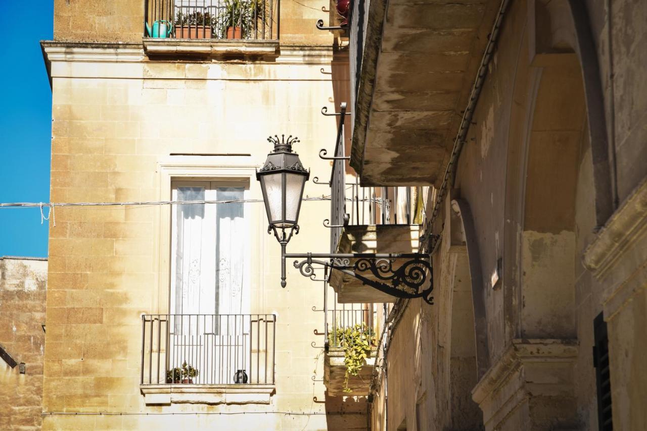 Ferrante D'Aragona Rooms Lecce Buitenkant foto